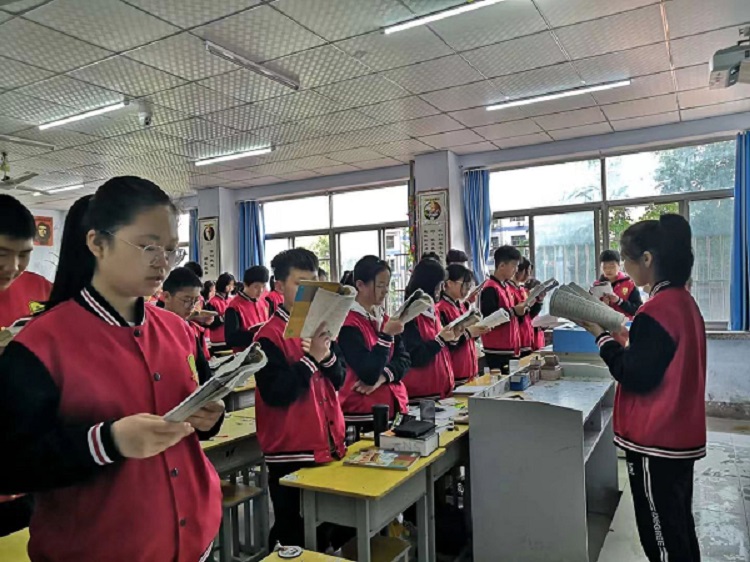 初升高学生在郑州市入学的学籍问题