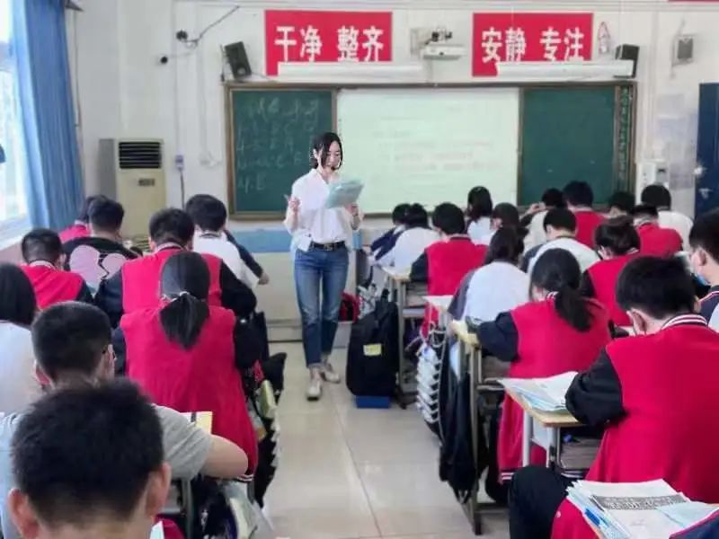 董赞：温和而坚定地教书育人