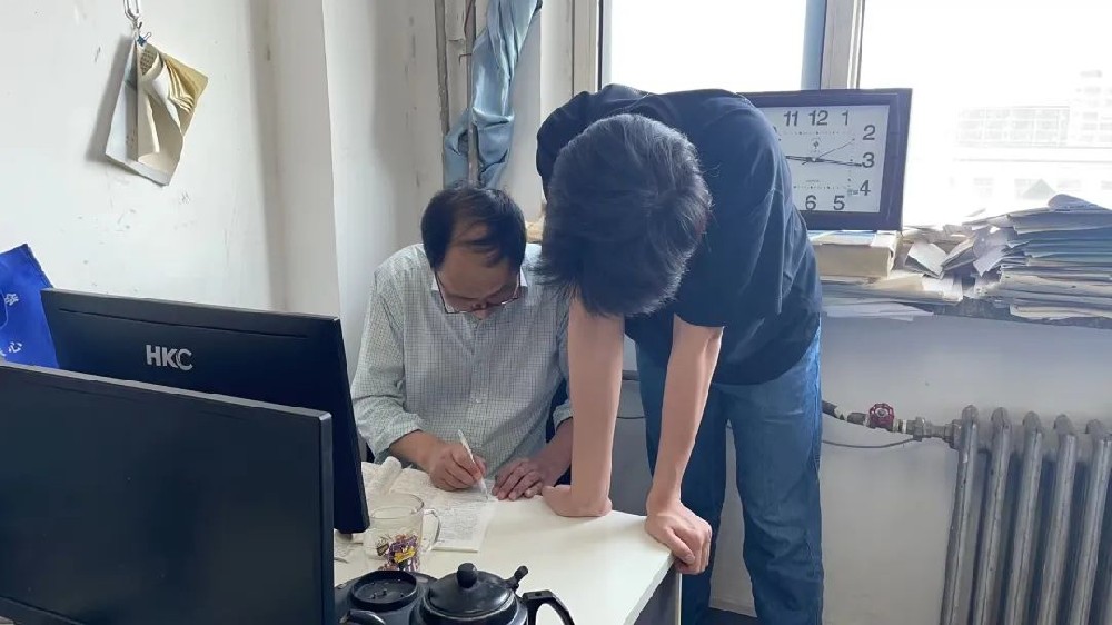 身负盛名 灵魂有趣—— 陈华老师的“圈粉”课堂