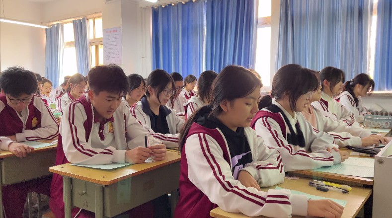 郑州优胜实验中学新高一招生公告